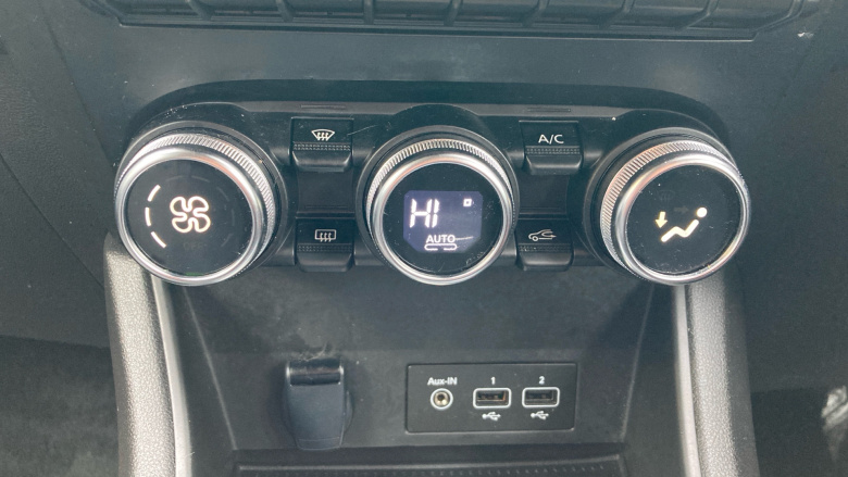 Renault Captur 1.6 E-Tech full hybrid 145 Techno 5dr Auto Hybrid Hatchback